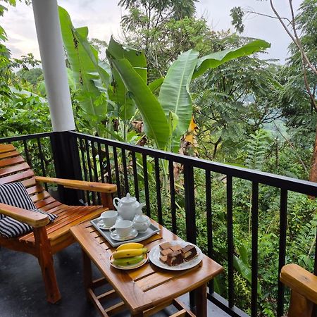 The Bliss Homestay Ella Bagian luar foto