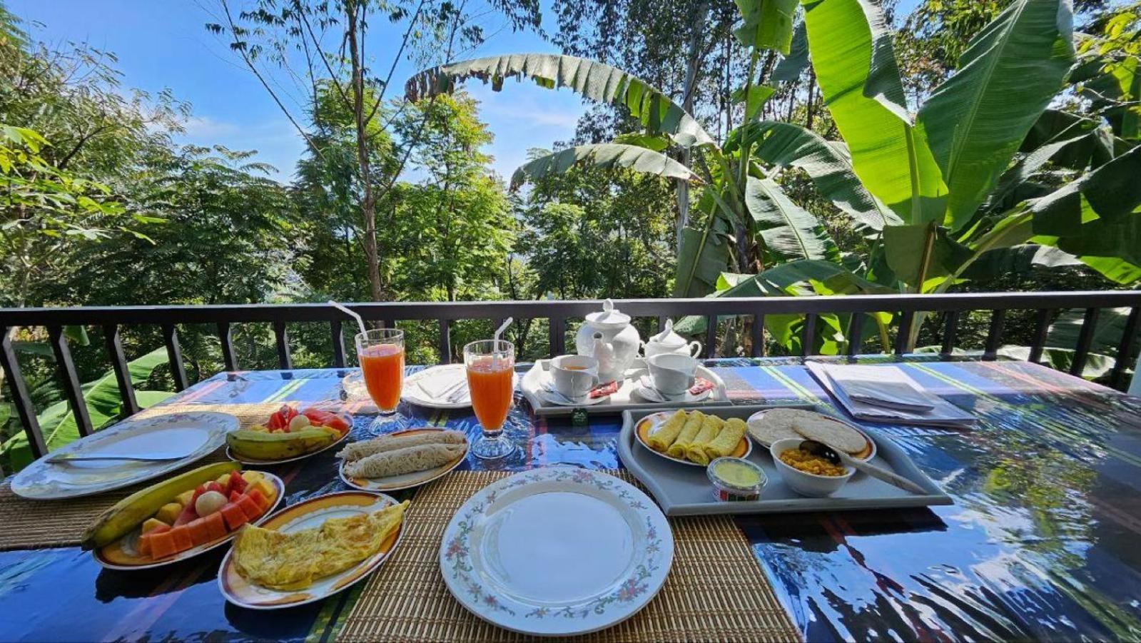 The Bliss Homestay Ella Bagian luar foto