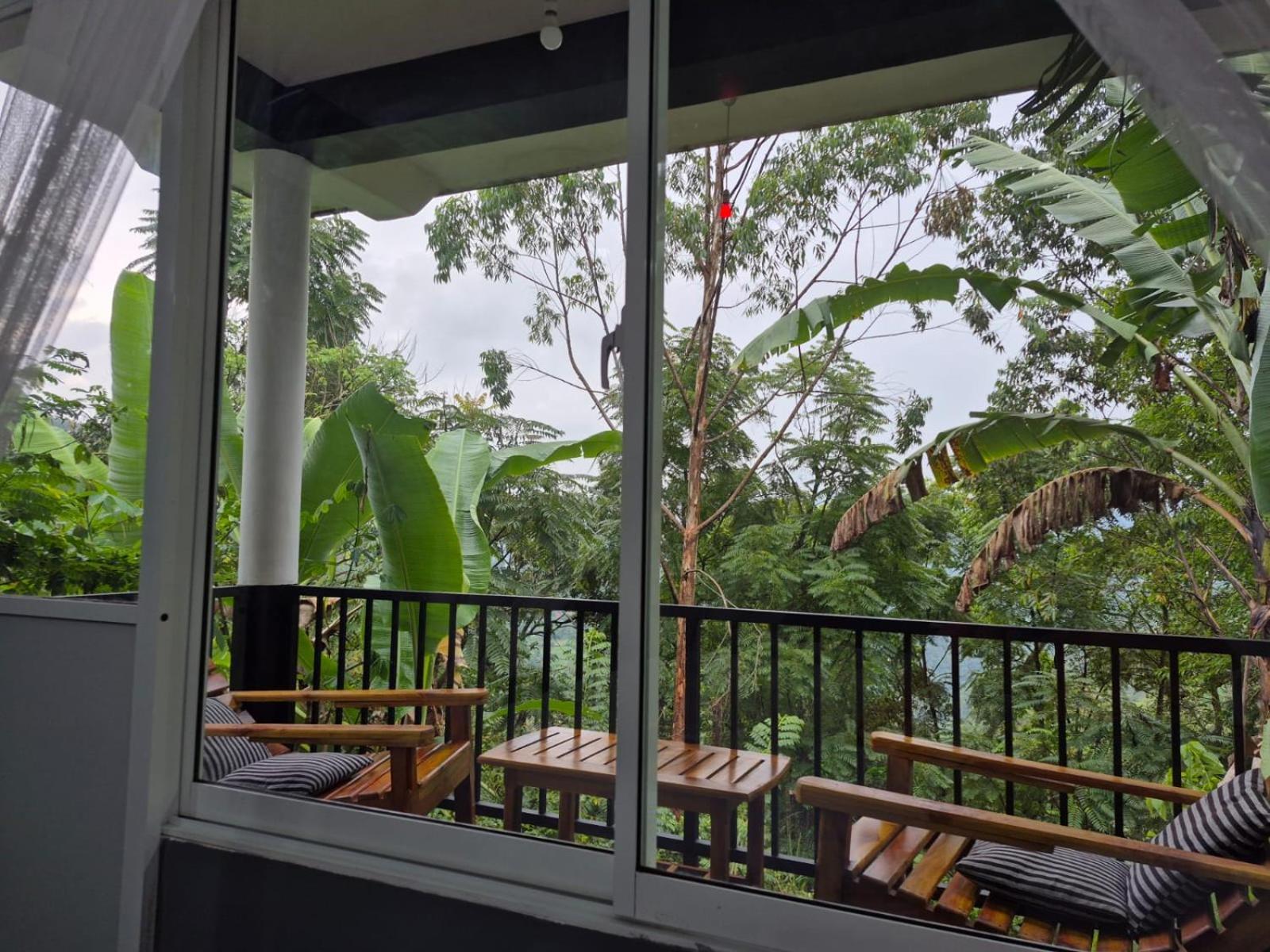 The Bliss Homestay Ella Bagian luar foto